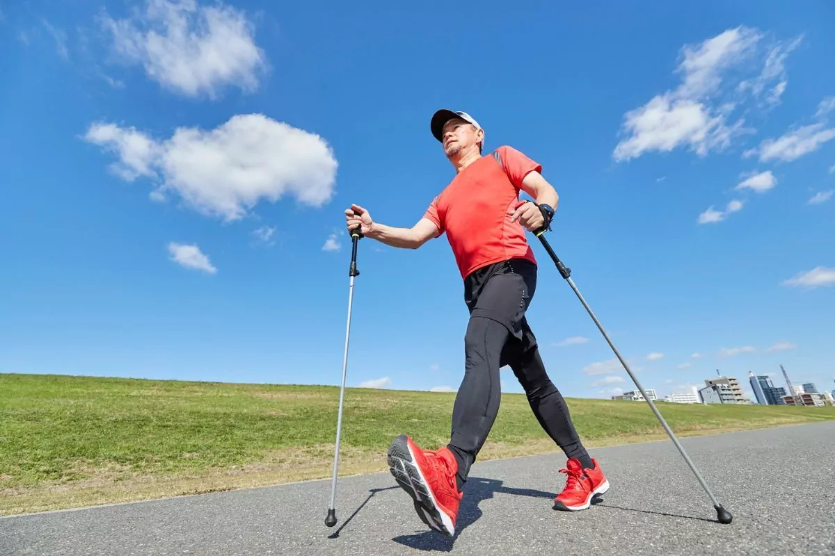 Jak dobrać kije do nordic walking na trening, porady i ustawienia długości